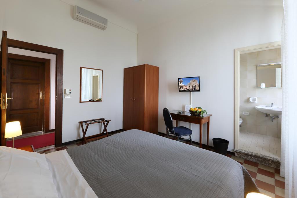 Villa Astoria Taormina Esterno foto