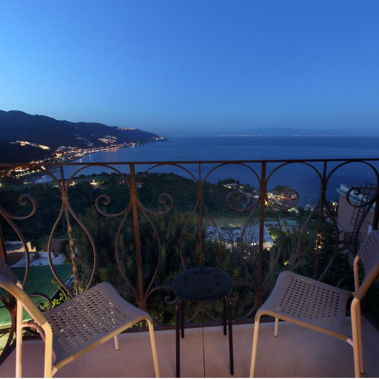 Villa Astoria Taormina Esterno foto